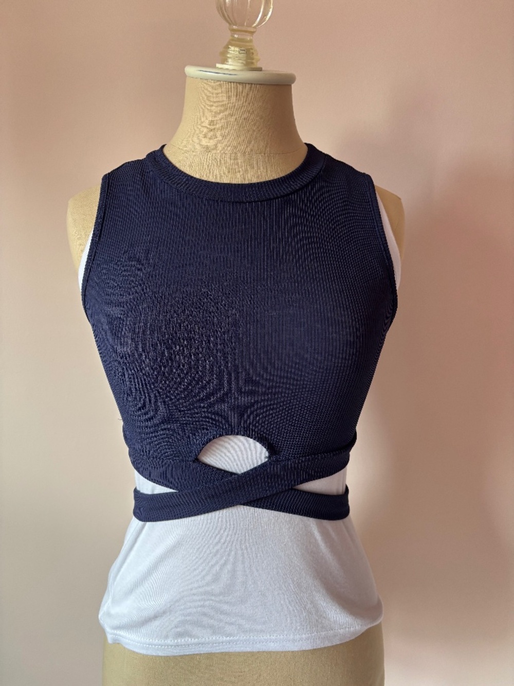 Bundle of crop tank tops XS